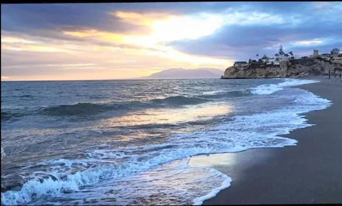Playa Beach Malaga 3Habts Dobles, Cocina Familiar, Apartamento Completo La Cala Del Moral Zewnętrze zdjęcie